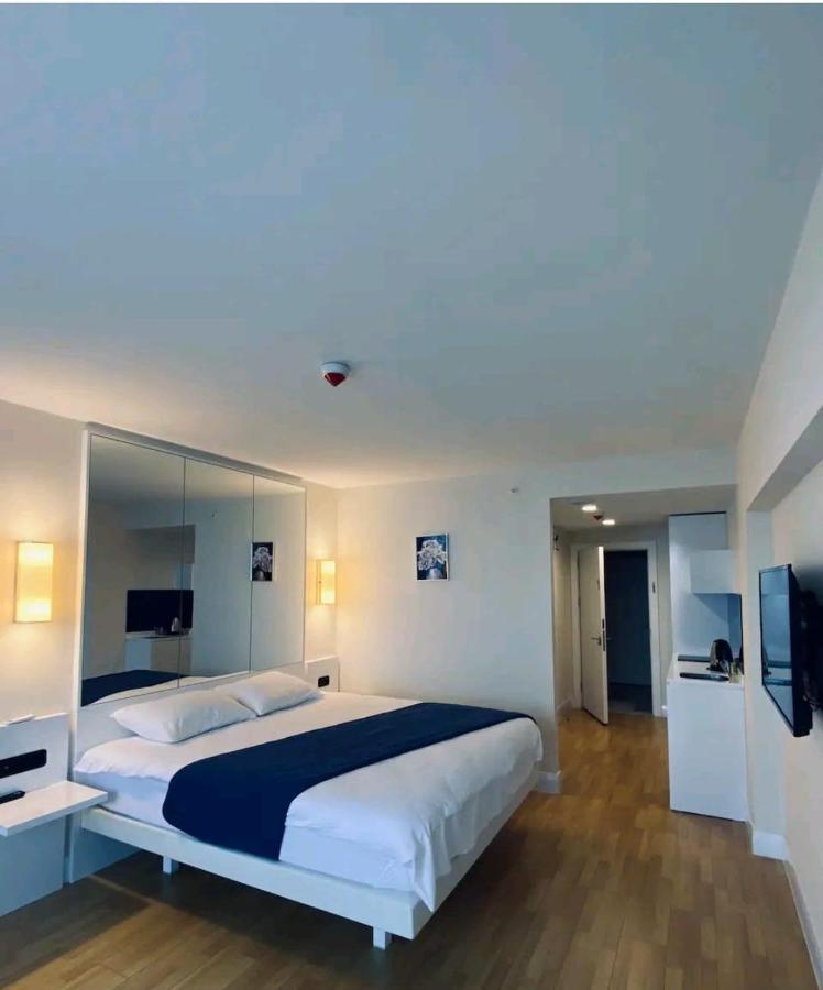 Orbi City Apartment Batoumi Extérieur photo
