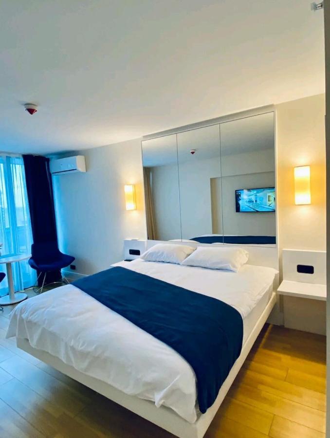 Orbi City Apartment Batoumi Extérieur photo